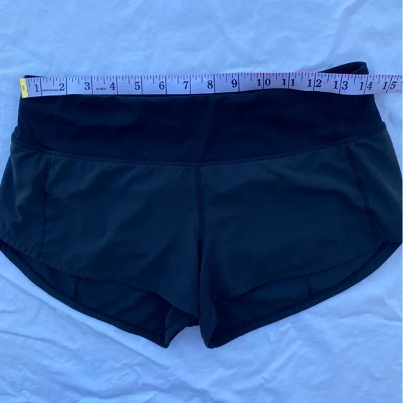 Lululemon Women’s Run Speed—Size 4 - Picture 4 of 7